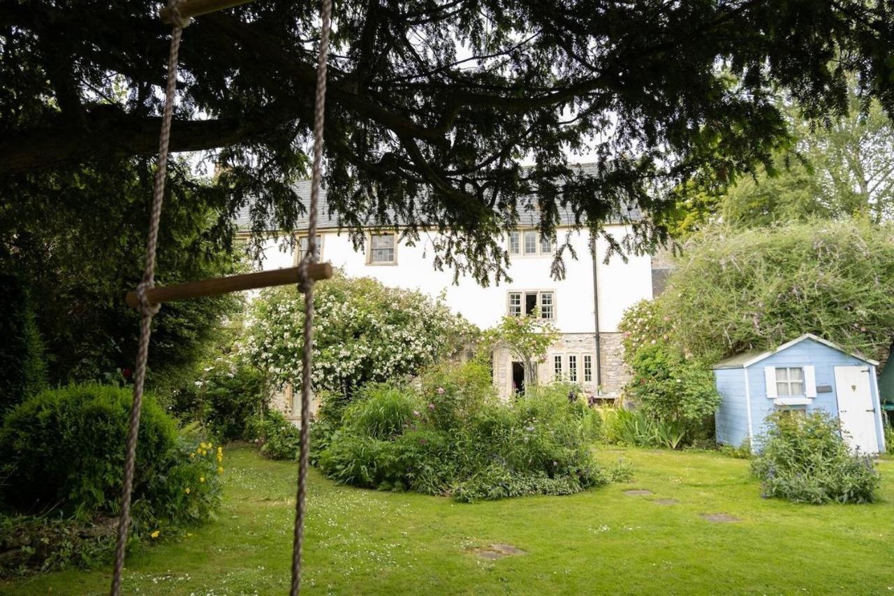 Casa vacanze Lovely In The Heart Of Somerset, Sleeps 9