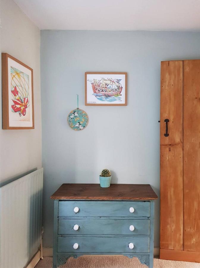 Lovely In The Heart Of Somerset, Sleeps 9 *